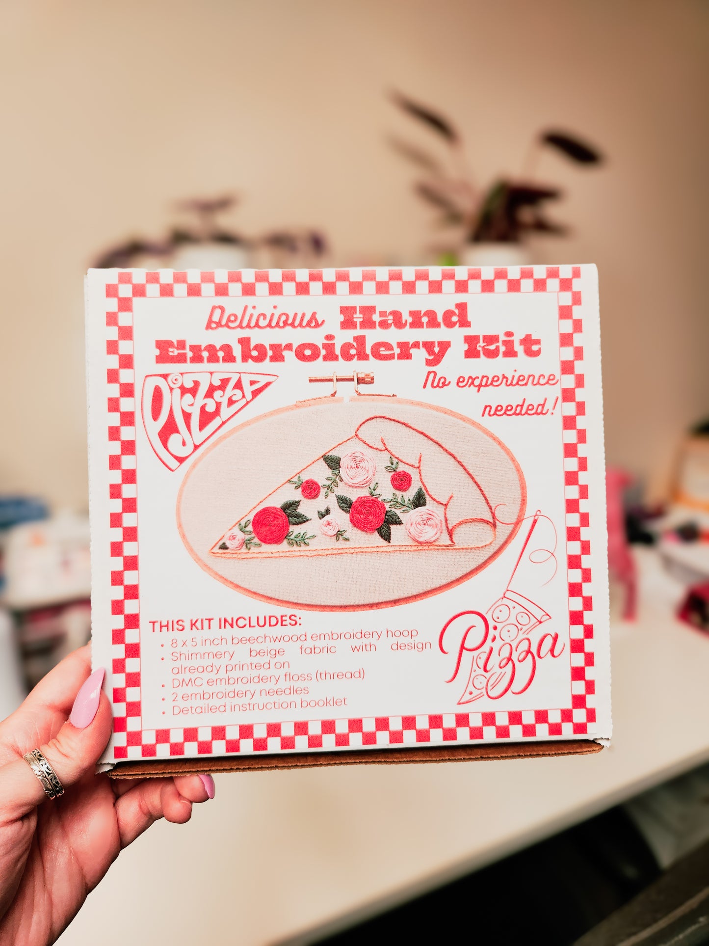 Beginner Embroidery Kit - Pepper-rosie Pizza, 8 x 5 in.